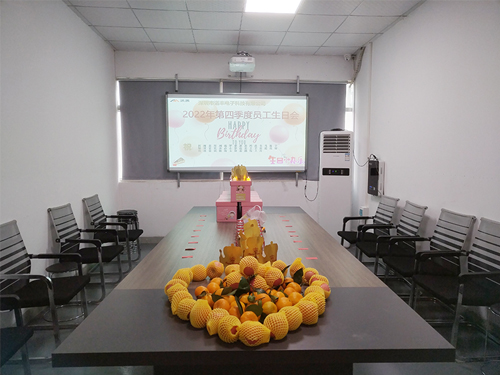 宝运莱导热材料:举办员工生日会 爱心传递暖人心